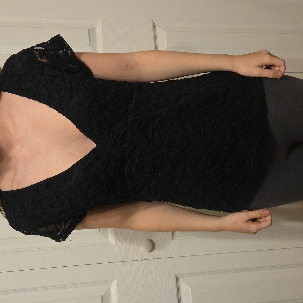 Guess Black Textured V-Neck Blouse